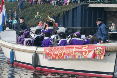 2011 Sint 073